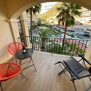 https://beautiful-studio-pool-view-in-castel-harbour.tenerifehoteles.net